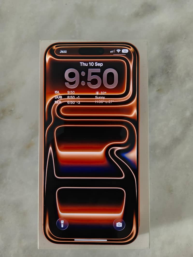 Apple iPhone 17 Pro Max 2