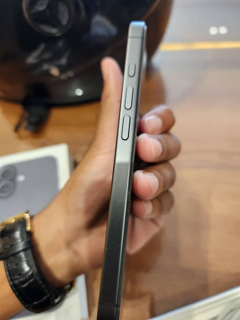 Apple iPhone 17 3