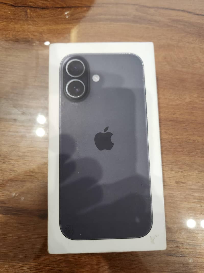 Apple iPhone 17 7