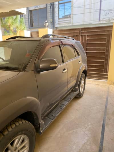 Toyota Fortuner 2013