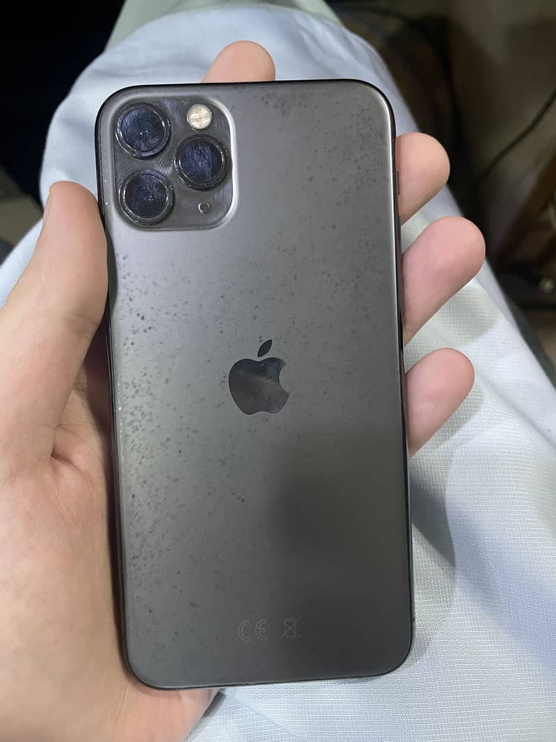 Apple iPhone 11 Pro 3