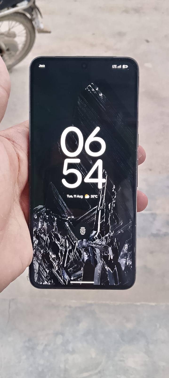 Google Pixel 8 Pro 1
