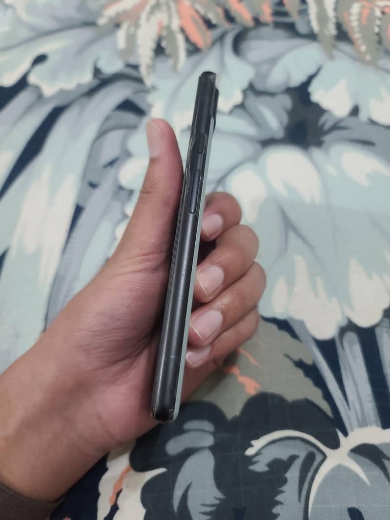 Google Pixel 6a 3