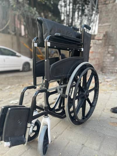 Wheelchair for Patients/ Hospital/ Clinic & Home Care Use/ Wheelchair