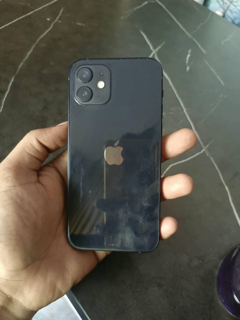 Apple iPhone 12 1
