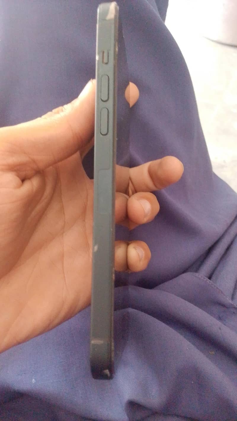 Apple iPhone 14 plus 3