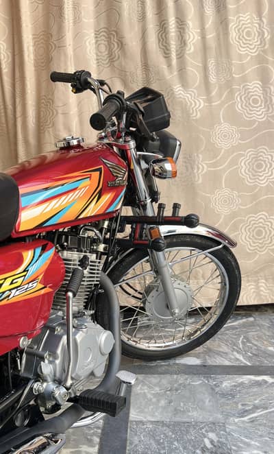 Honda CG 125 - 7000 KM Driven