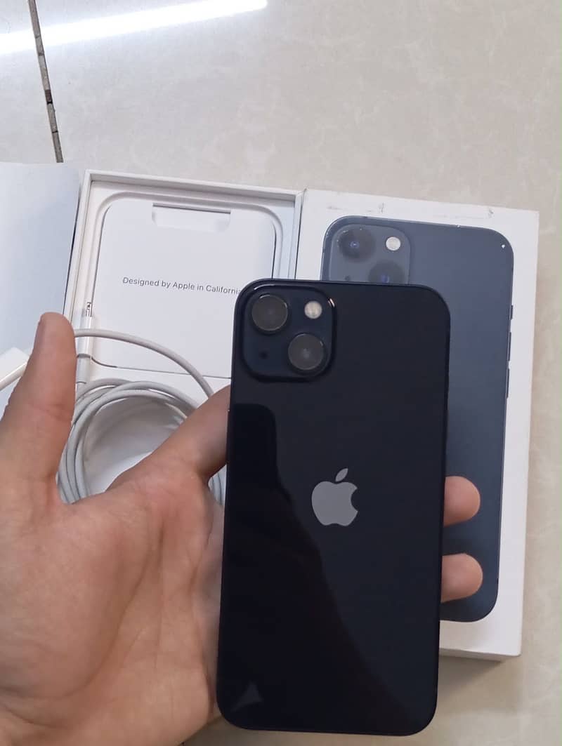 Apple iPhone 13 1