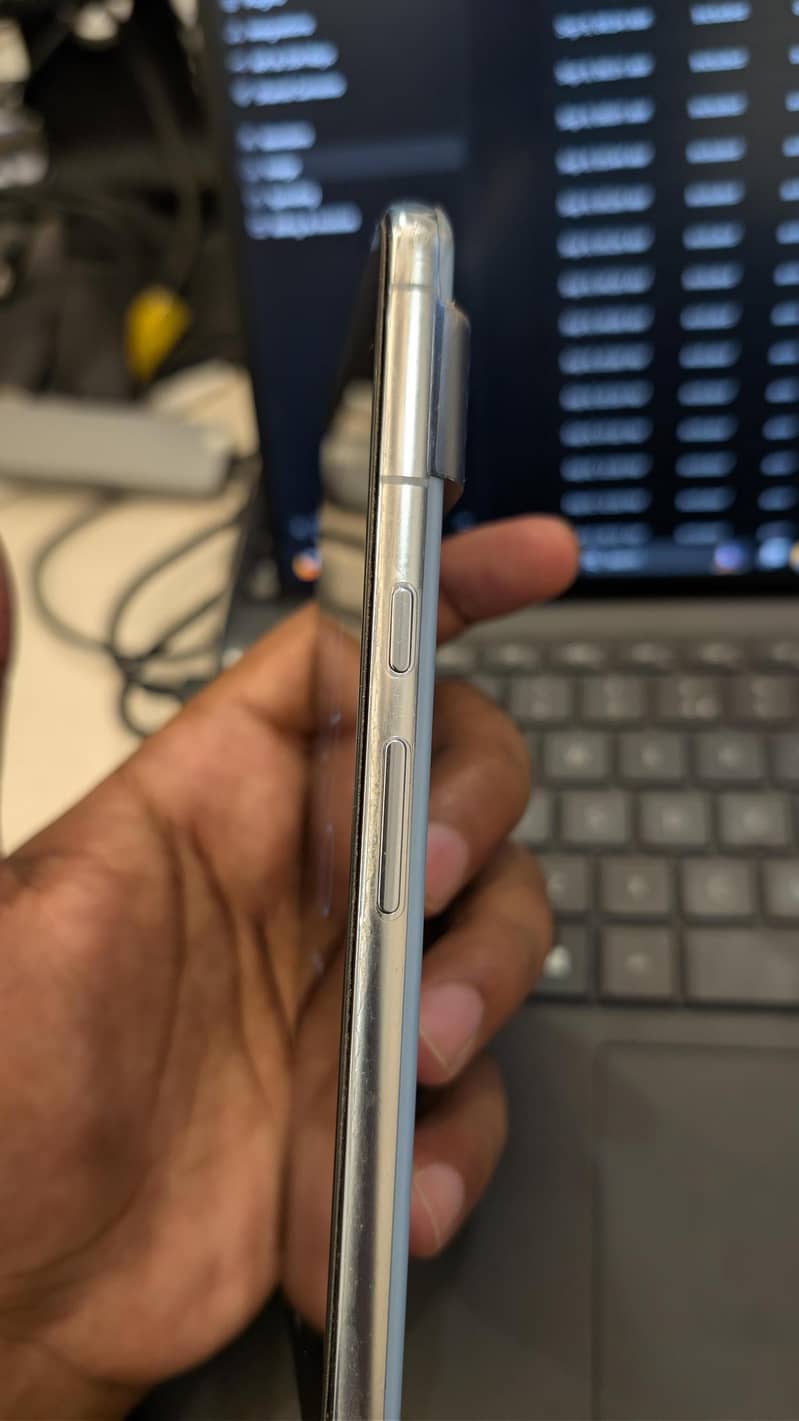 Google Pixel 8 Pro 4