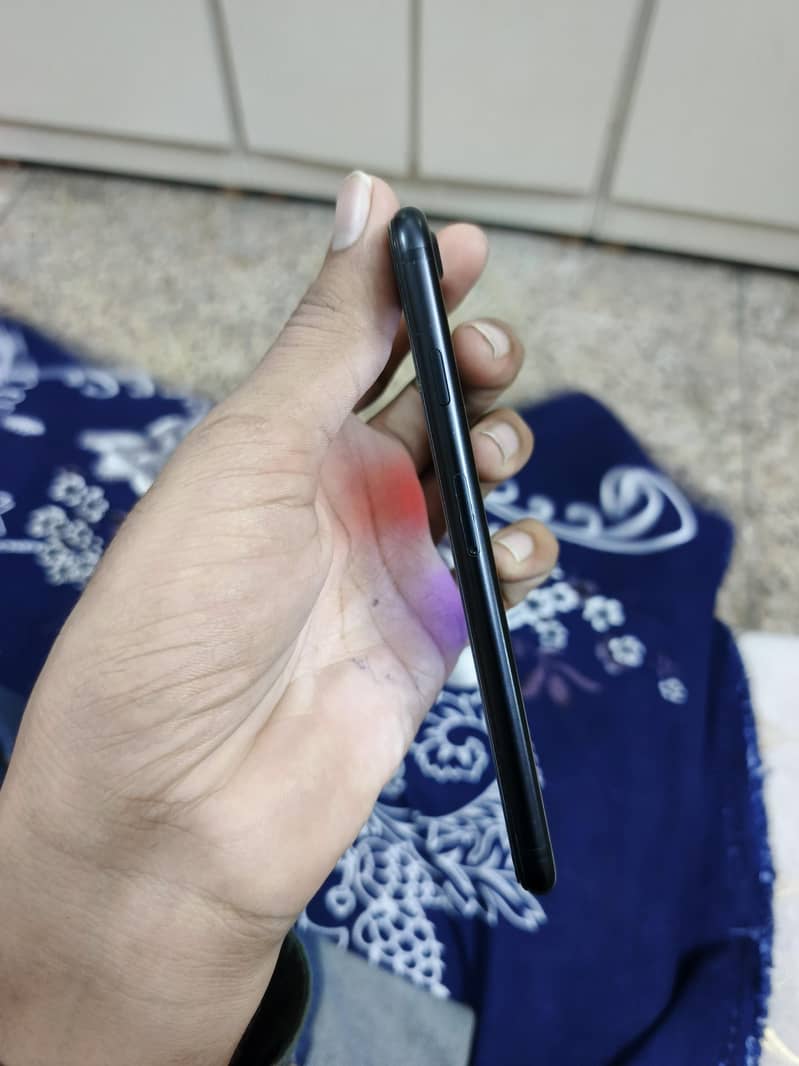 Apple iPhone 7 5