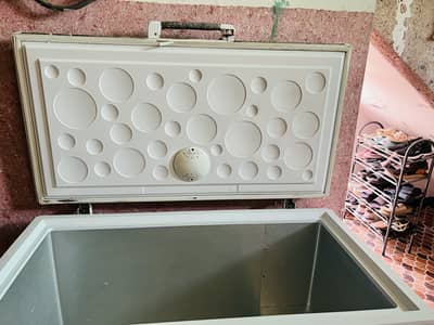 Haier  deepfreezer  no repair full janwan condition