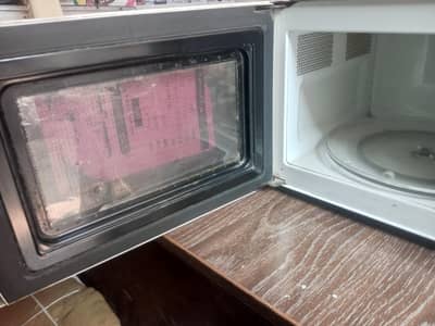 Microwave Oven 10/9 Condition All ok Made in Italy