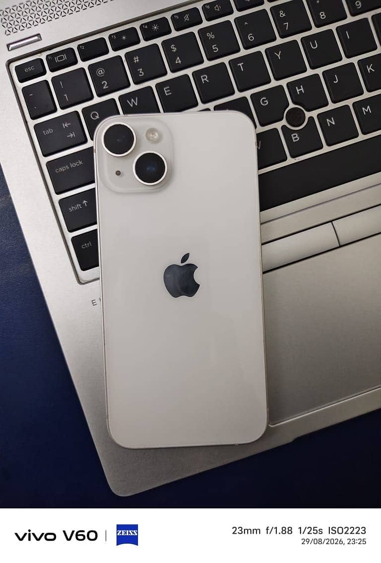 Apple iPhone 14 3