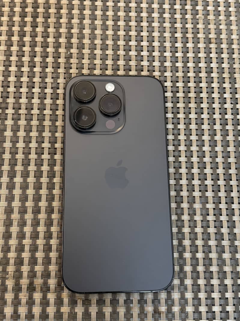 Apple iPhone 14 Pro 0