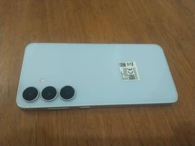 Samsung Galaxy S25 FE 8/256GB PTA Approved – Excellent Condition
