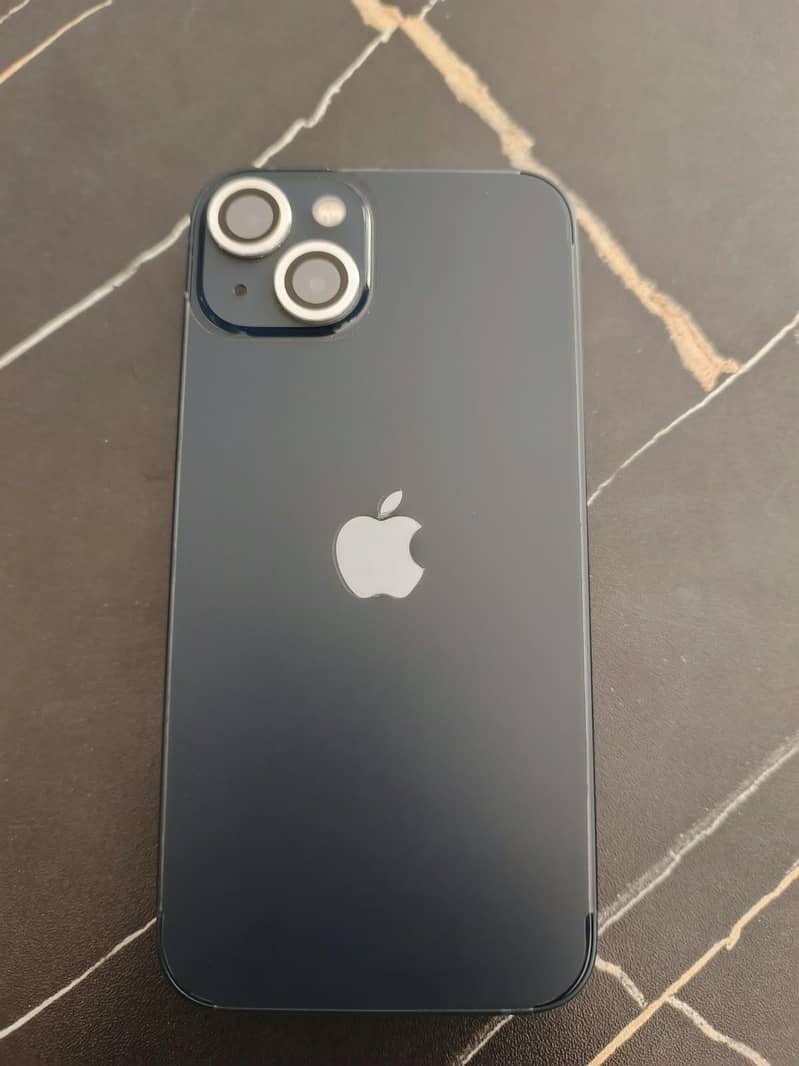 Apple iPhone 13 8