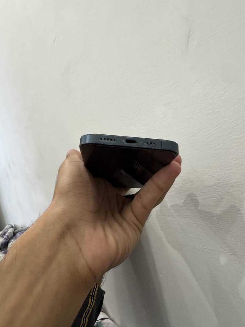 Apple iPhone 12 Pro 1