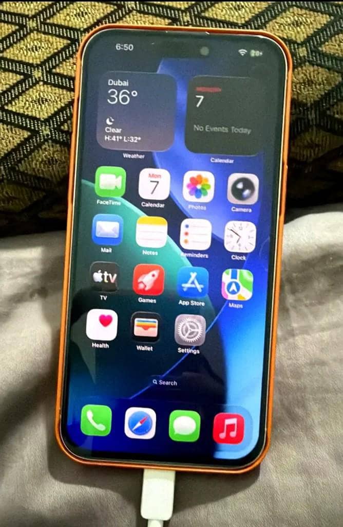 Apple iPhone 15 Pro Max 2