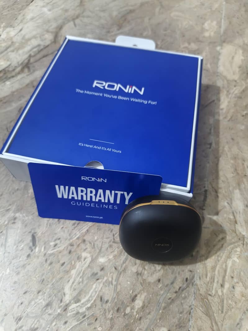 RoNiN Eclipse Earbuds 0