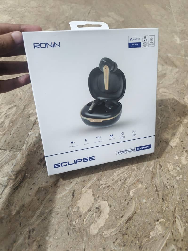 RoNiN Eclipse Earbuds 5