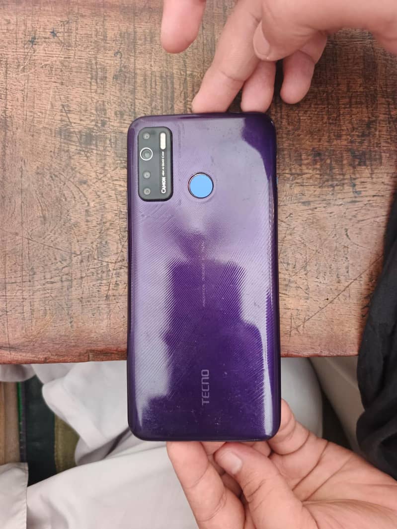 Tecno CAMON 15 4