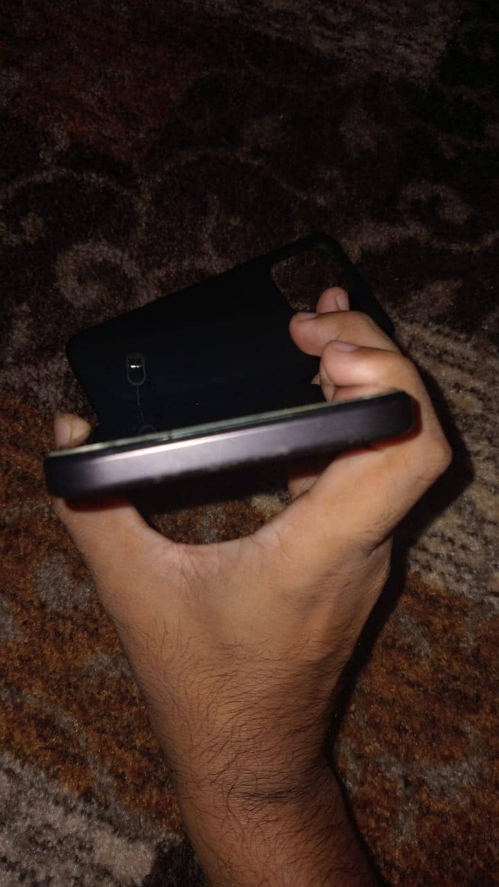 Oppo A6s 4