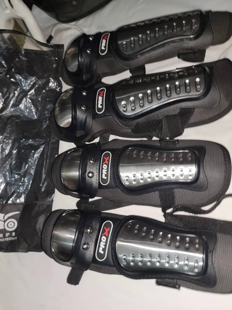 KNEE ELBOW GUARDS 2