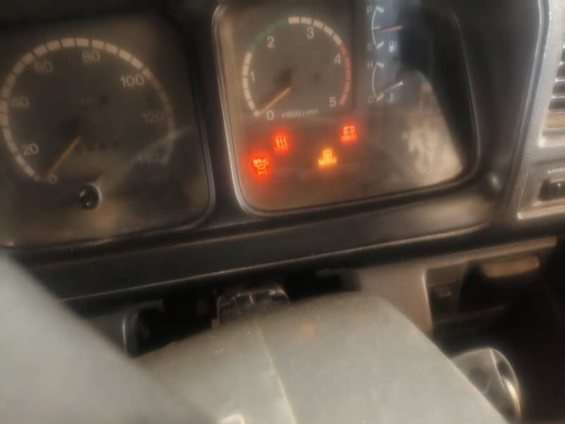 Mazda 3500 3