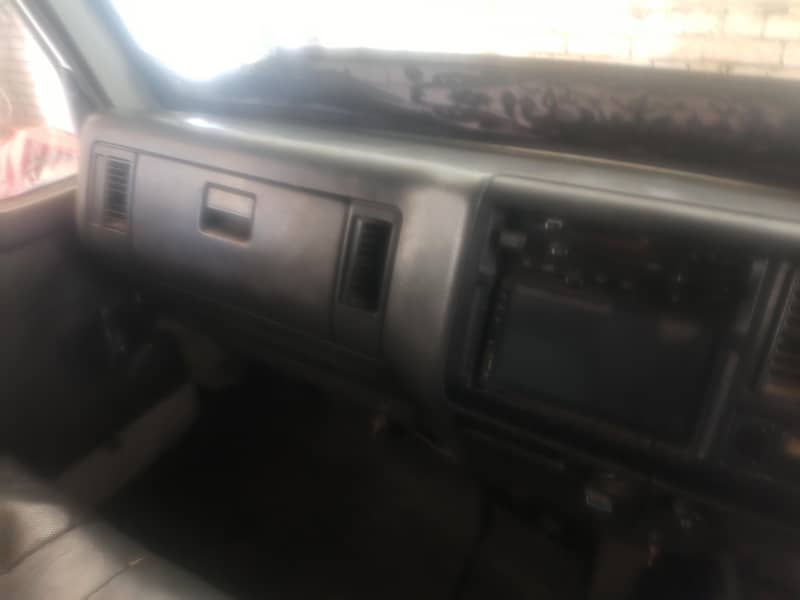 Mazda 3500 5