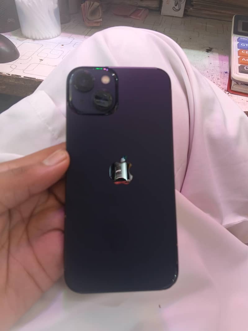 Apple iPhone 13 1