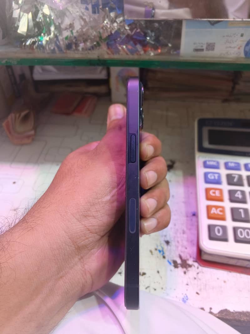 Apple iPhone 13 3