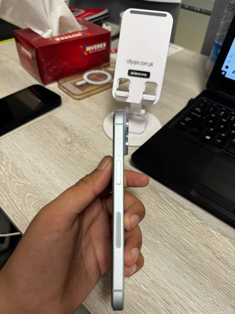 Apple iPhone 15 3