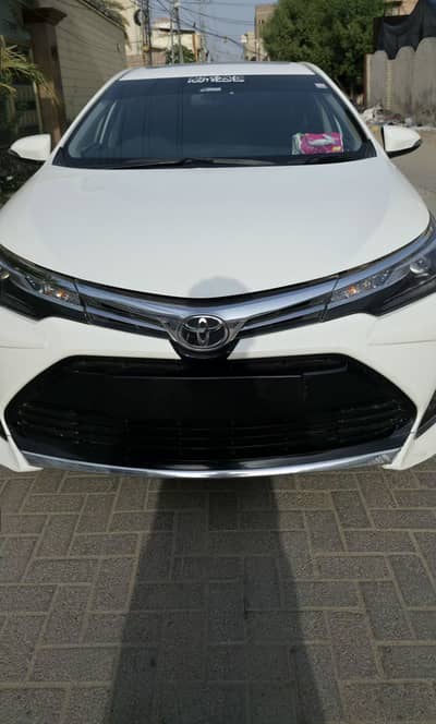 Toyota Corolla Altis Grande X 1.8 CVT-i (Black Interior) 2023