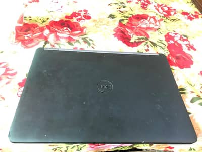 Dell laptop latitude E5270