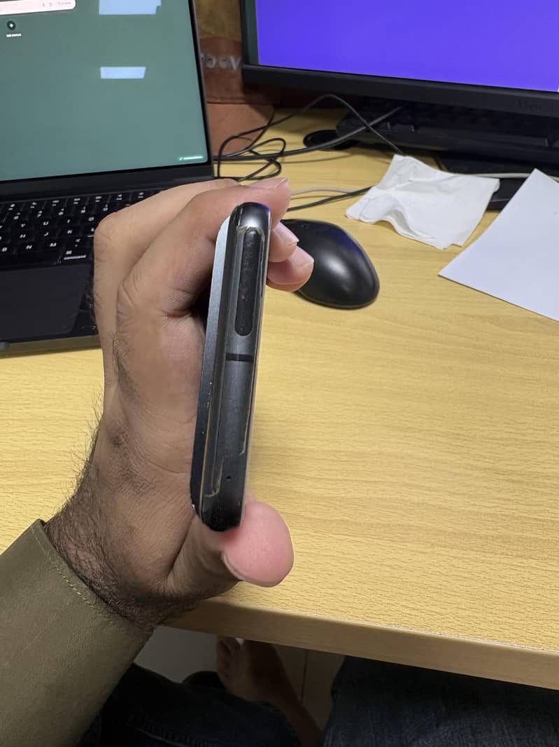 Google Pixel 8 2