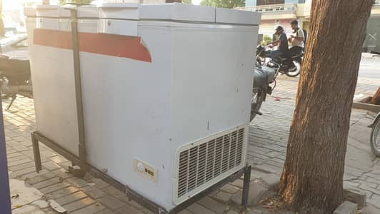 dawlance deep freezer