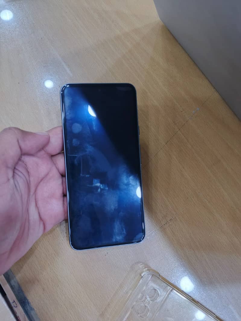 Google Pixel 8 3
