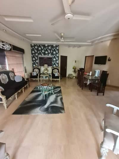 1Kanal Beautiful House Available For Sale DHA Phase 3