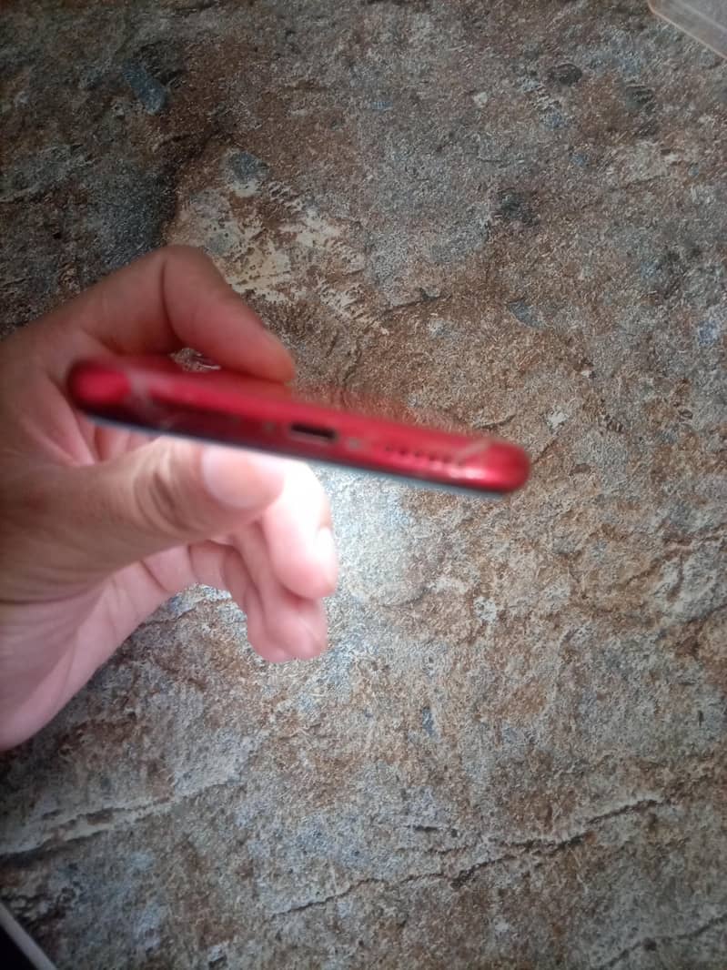 Apple iPhone 11 2