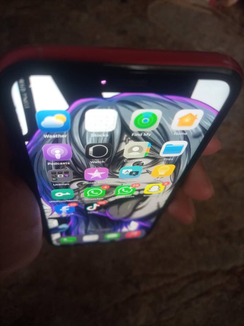 Apple iPhone 11 4