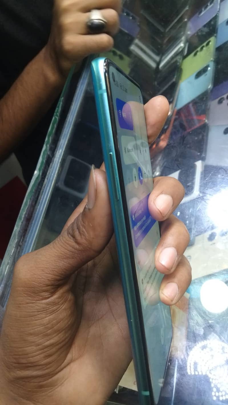 One Plus 8T 1