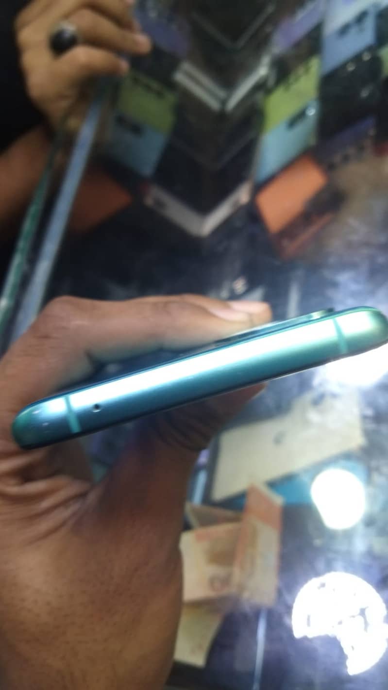 One Plus 8T 2