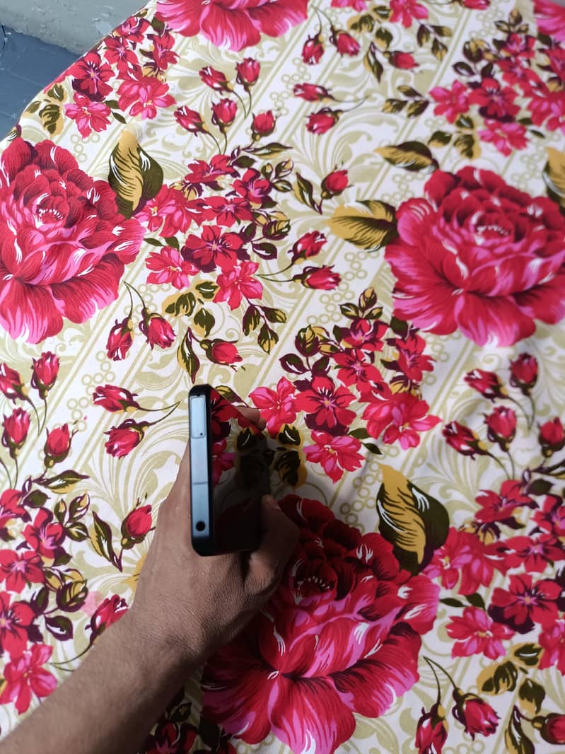 Sharp Aquos Sense7 7