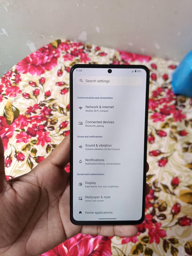 Sharp Aquos Sense7 8