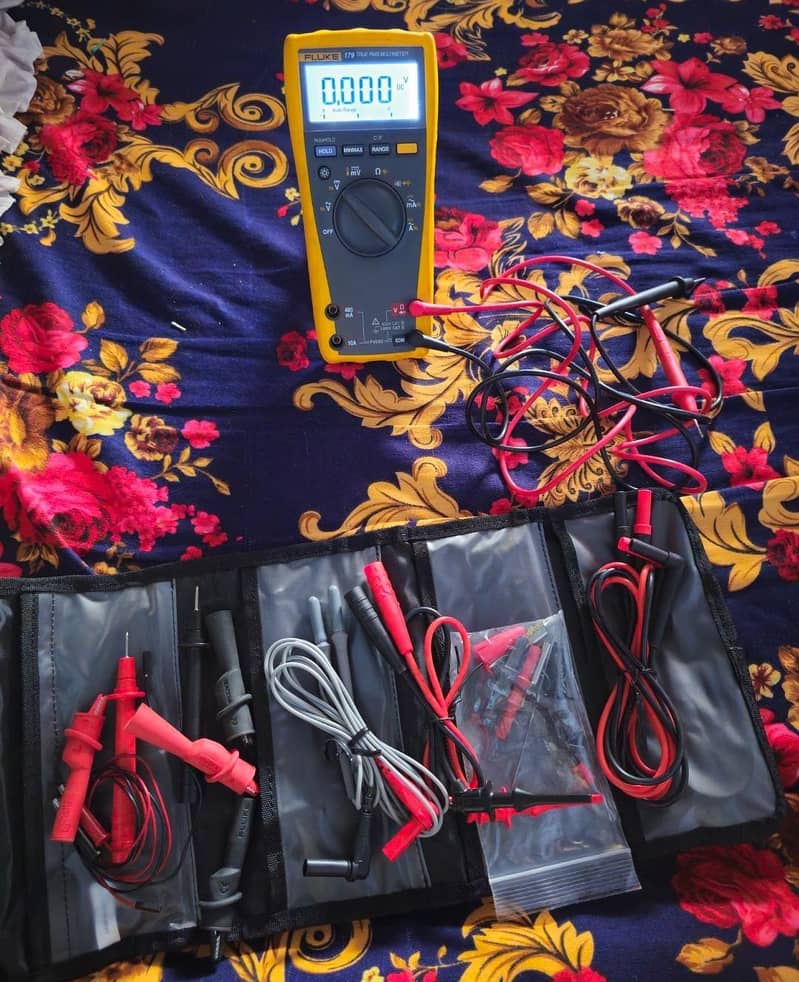 Fluke 179 Multimeter 4
