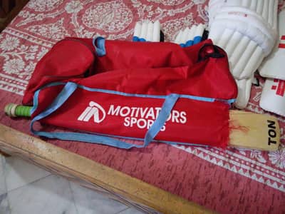 unused bachy n shooq m li thy but koi accdemy nhy eslya sell Karna ha