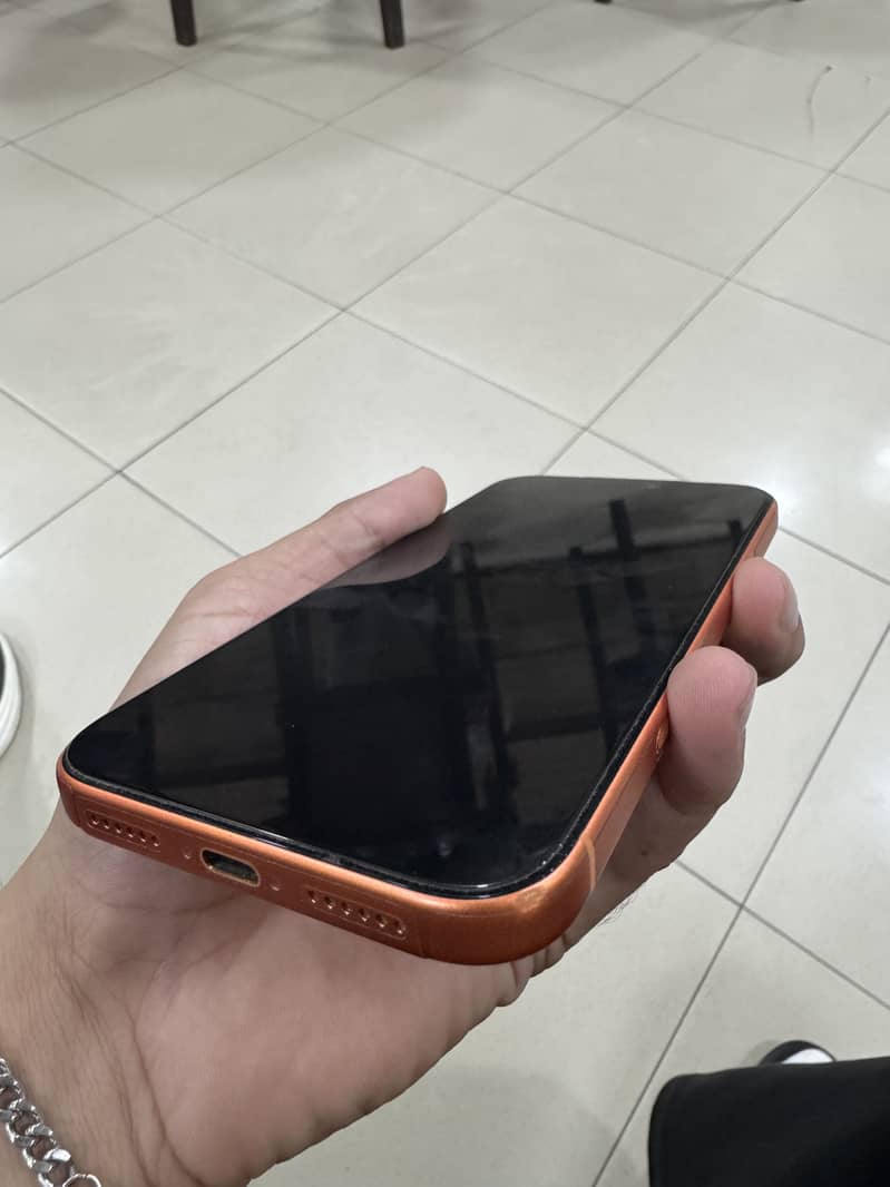 Apple iPhone 17 Pro Max 0
