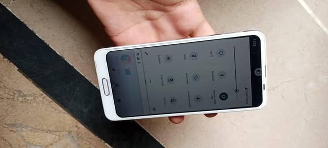 Sharp Aquos R2 pta approved