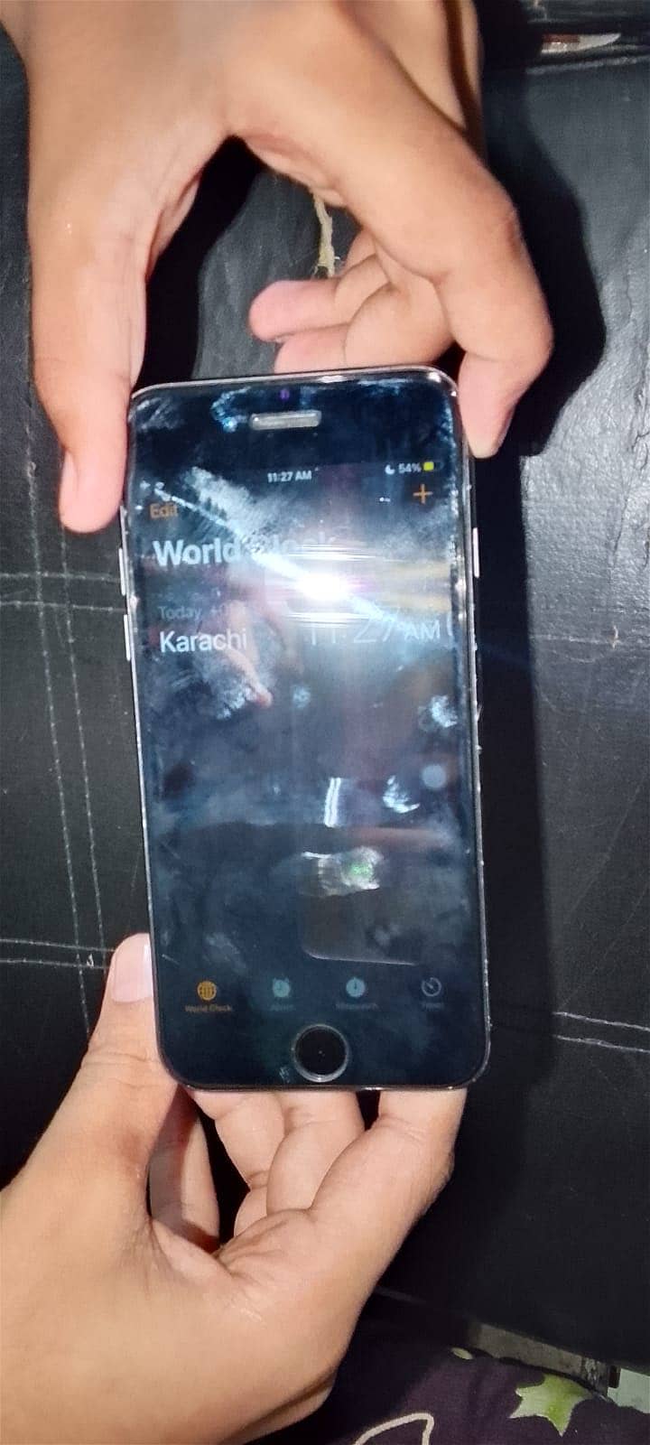 Apple iPhone 8 1