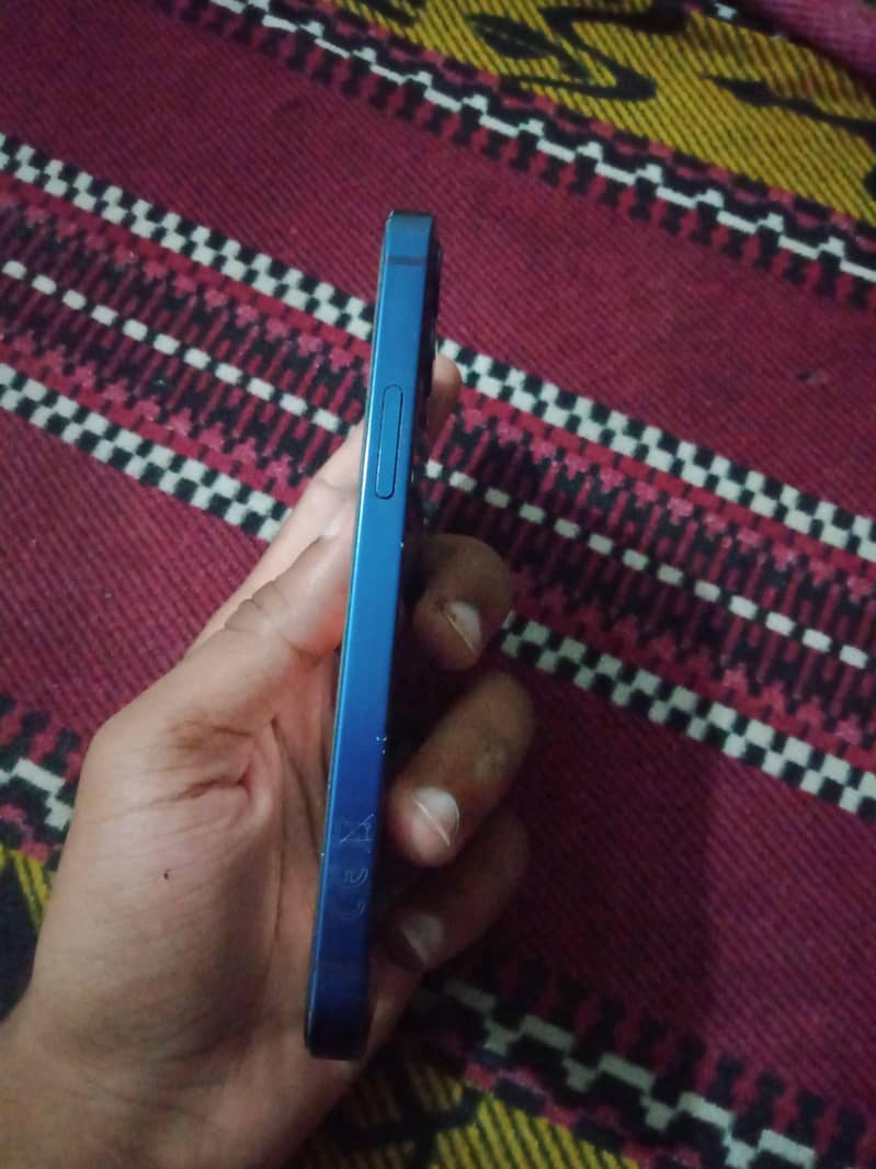 iphone 12 mini 2
